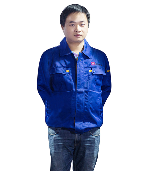 奧特高級工程師肖立穩(wěn)