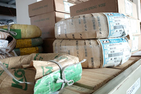 奧特進(jìn)口原材料車(chē)間