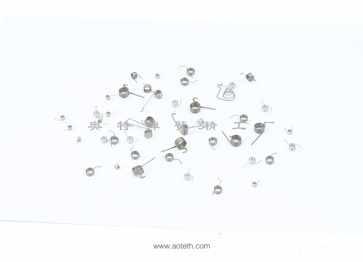 專業(yè)生產廠家新能源汽車扭簧