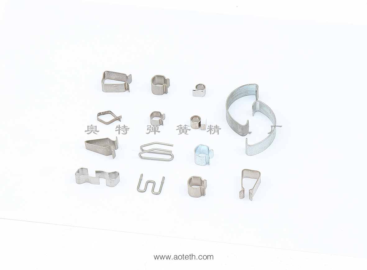 專業(yè)生產(chǎn)廠家定制扣簧汽車零部件